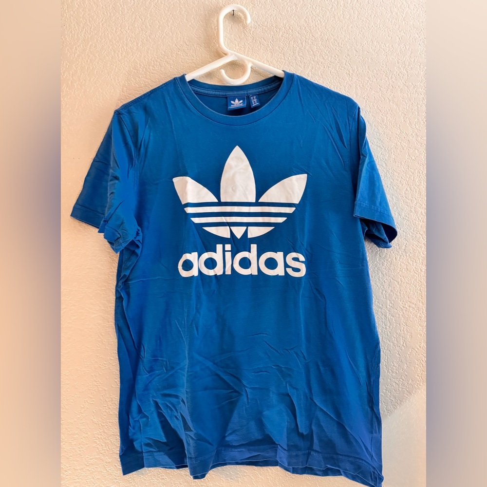 ADIDAS T-SHIRT 👕